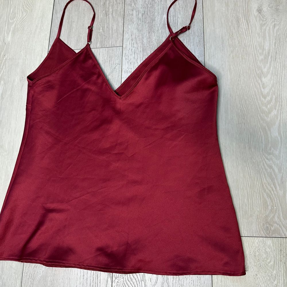 Zara satin burgundy adjustable spaghetti strap wine red tank size medium‎
